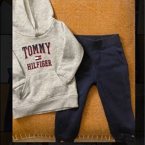 Tommy Hilfiger Two Piece Sweater Suit!